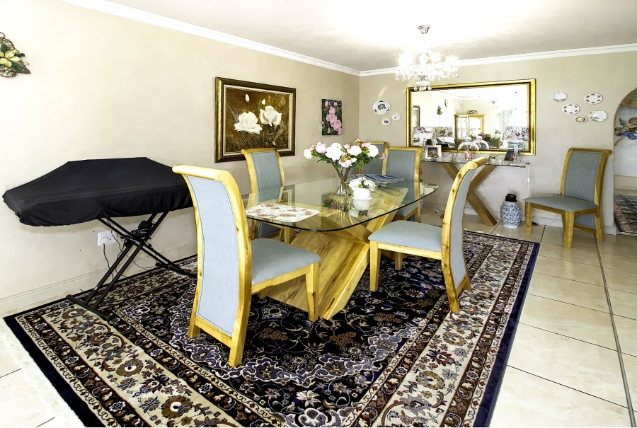 3 Bedroom Property for Sale in Myoli Beach Western Cape